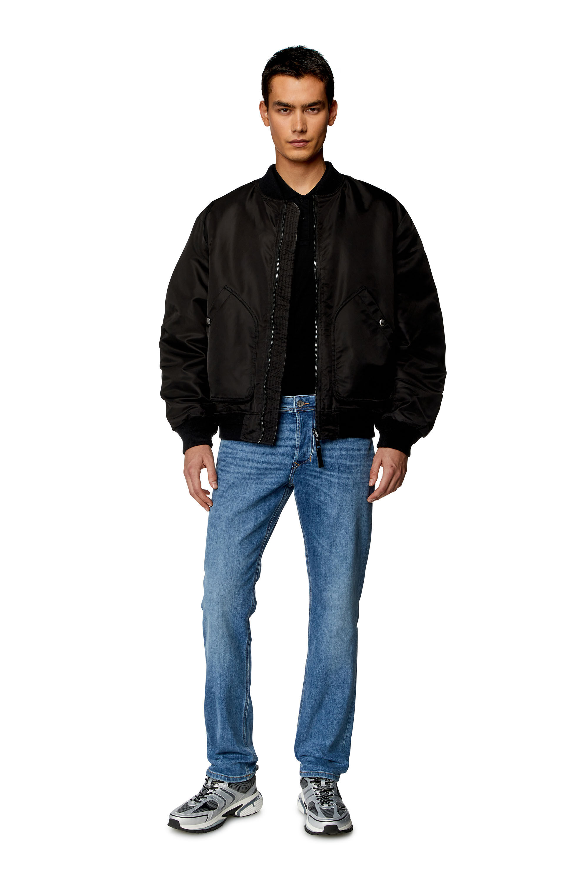 Diesel 1995 D-sark Mid-rise Straight-leg Jeans In Blue