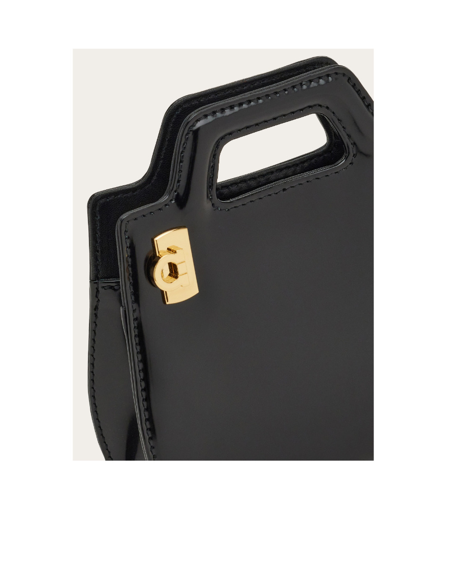Ferragamo Salvatore Wanda Micro Shoulder Bag In Black