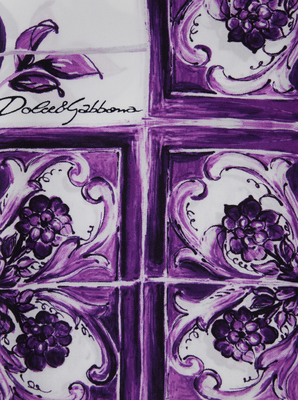 Dolce & Gabbana Dolce  Gabbana Majolica Printed Finished Edge Scarf