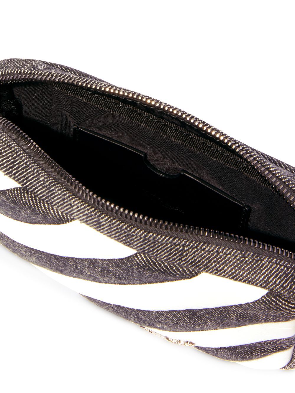 Off-white Quilting Shoulder Bag In Black