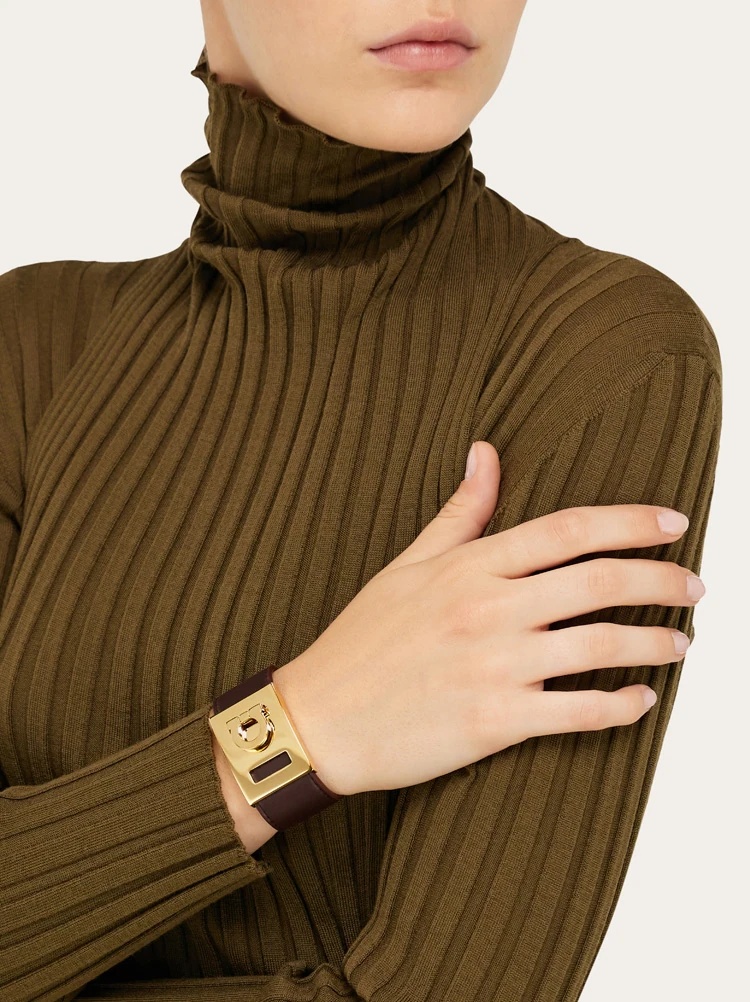 Ferragamo Gancini Clasp Bracelet In Yellow