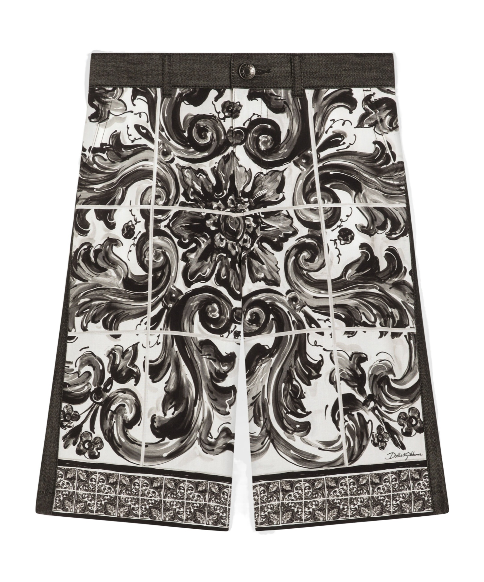 Dolce & Gabbana Maiolica-print Shorts In Black