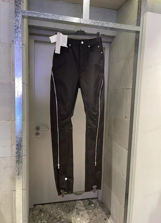 Rick Owens Men's Bolan Banana Denim Pant In Black