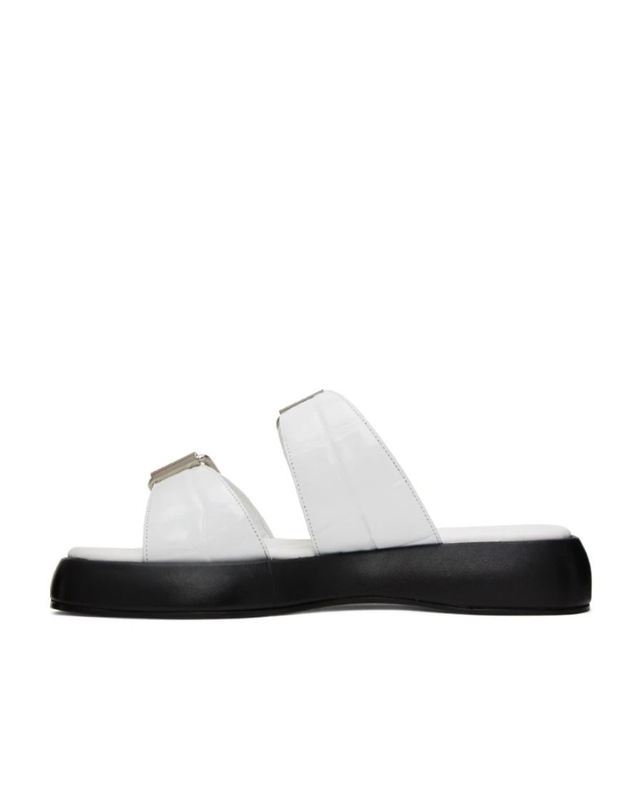 By Far Wyatt Flip Flops In Black