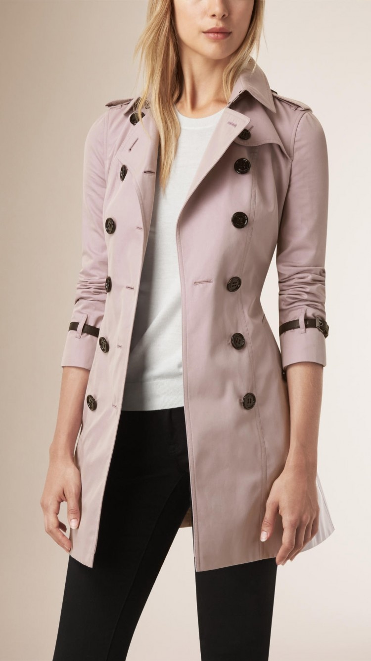 BURBERRY DOUBLE-BREASTED LAPEL TRENCH COAT
