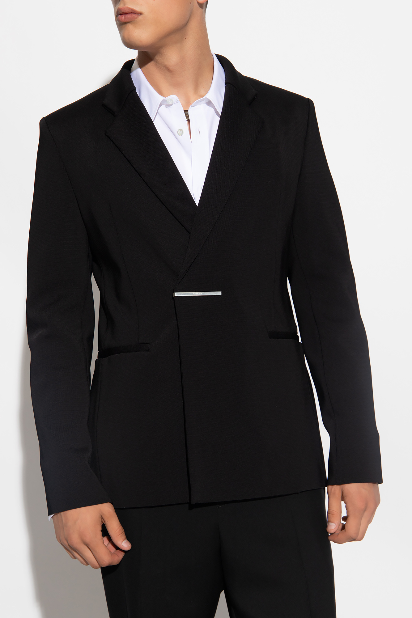 Givenchy Single-breasted Long-sleeved Blazer In Black