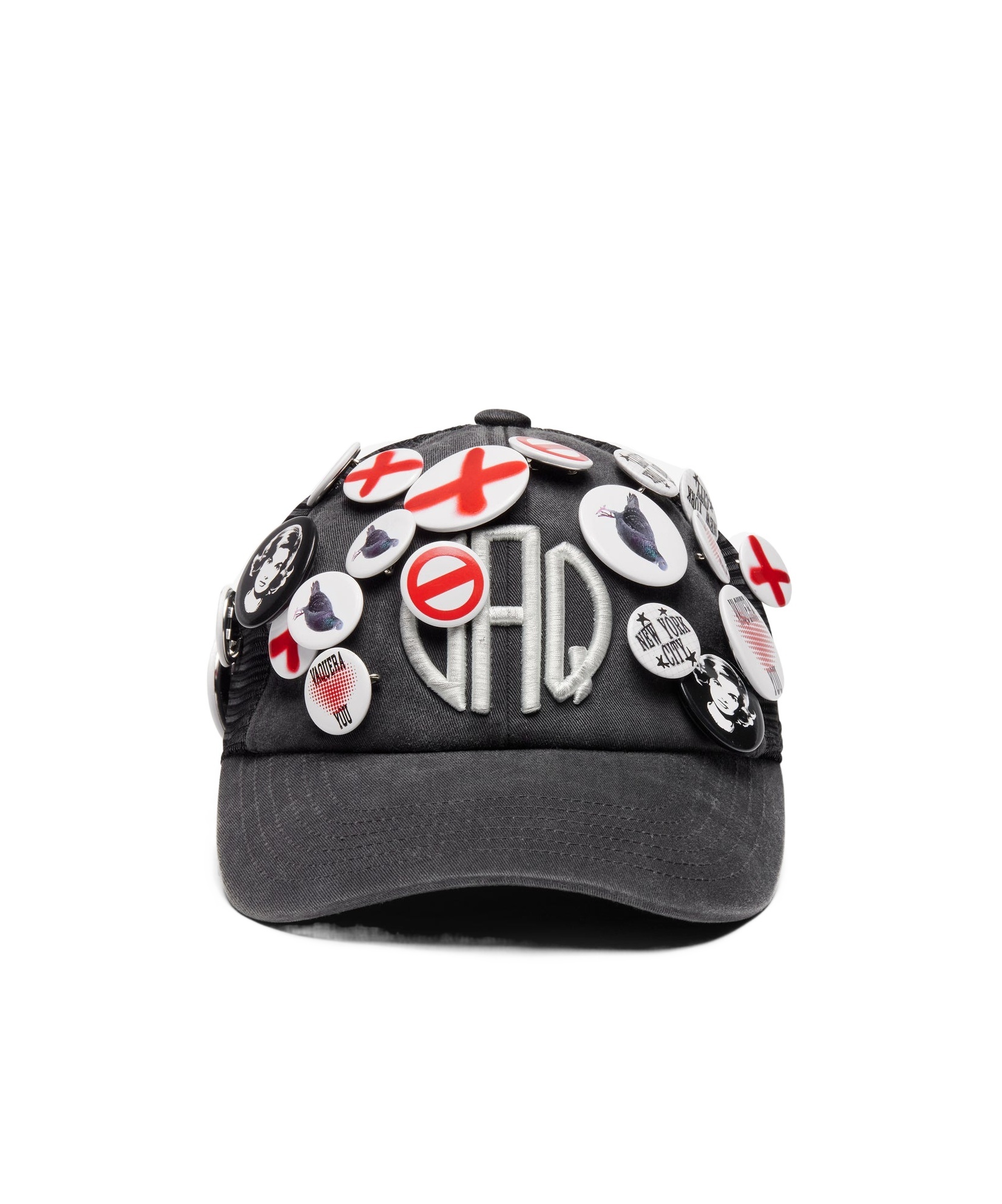 Vaquera Logo Embroidered Trucker Hat With Pins In Black