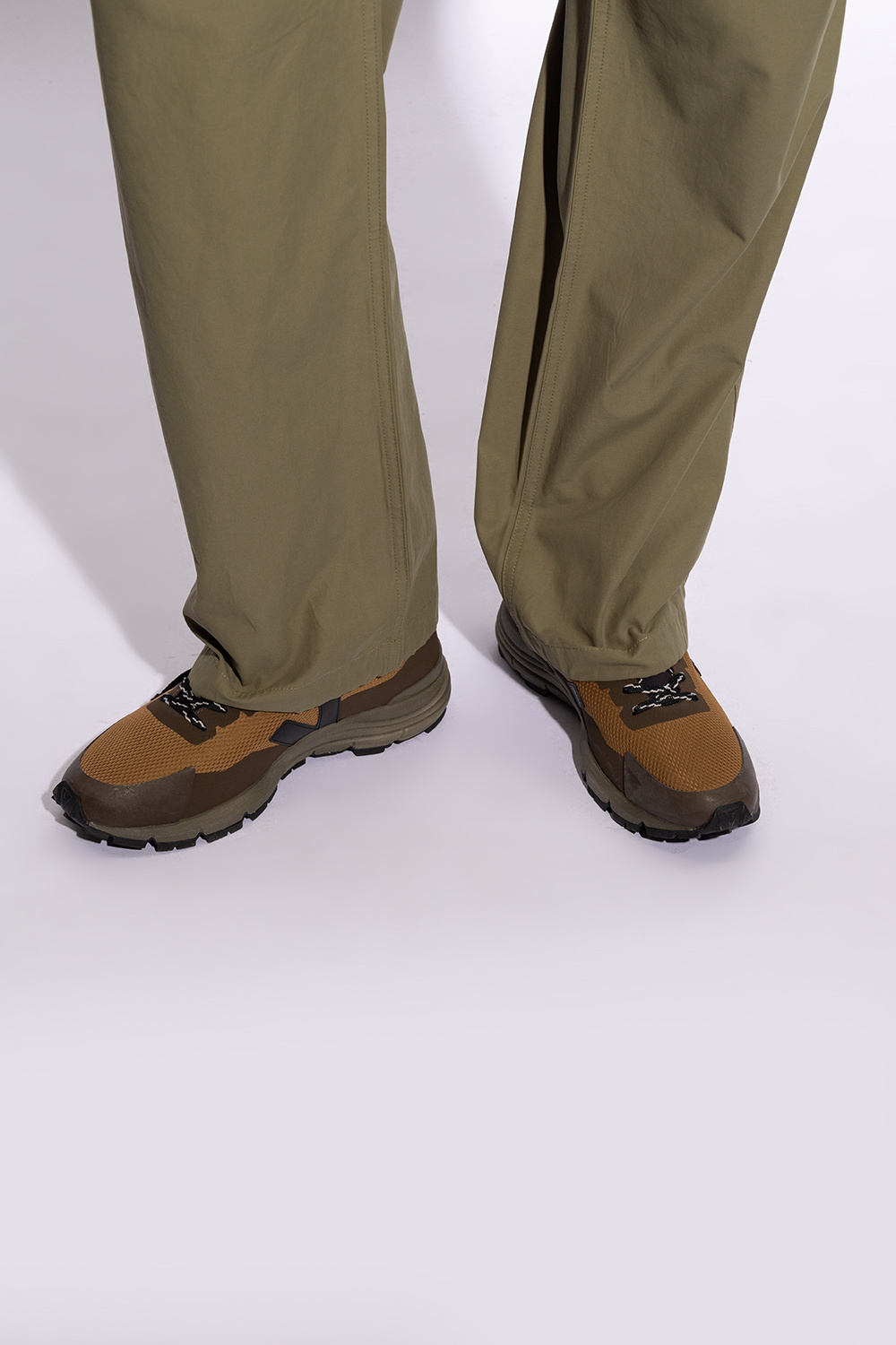 Veja Dekkan Alveomesh Low-top Sneakers In Brown