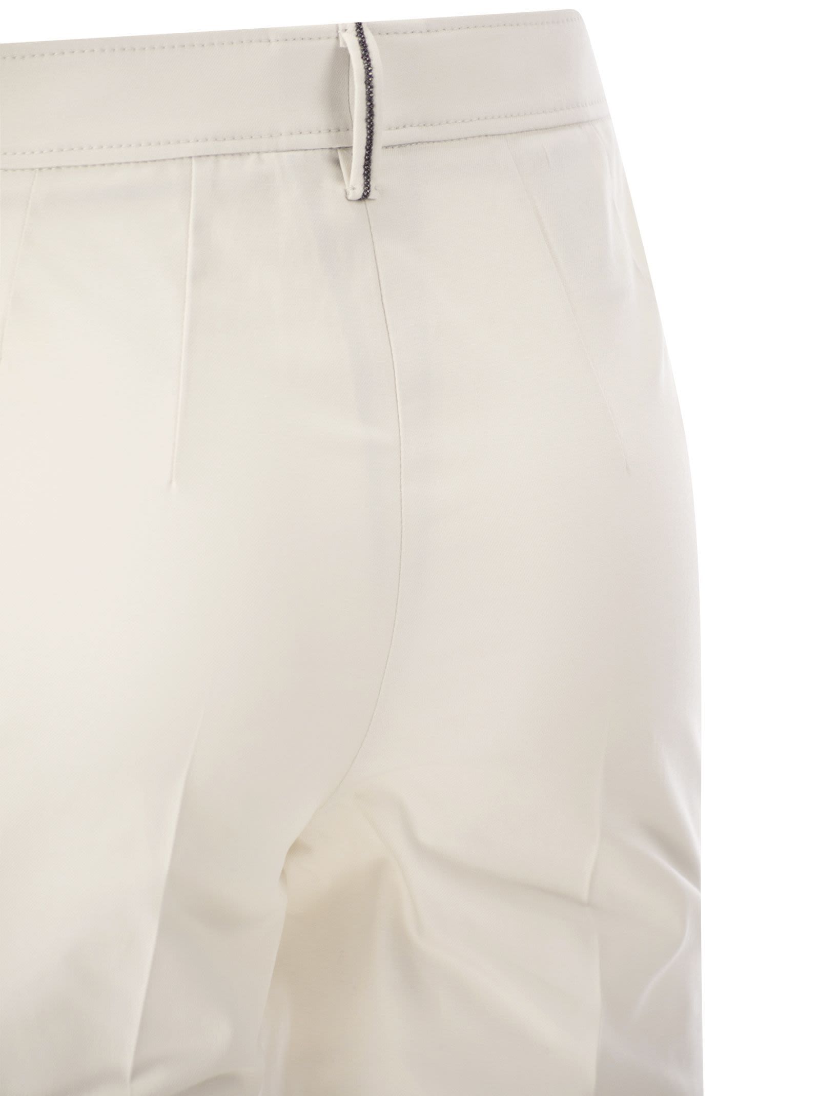 Brunello Cucinelli Cotton Twill Capri Trousers With Necklace In White