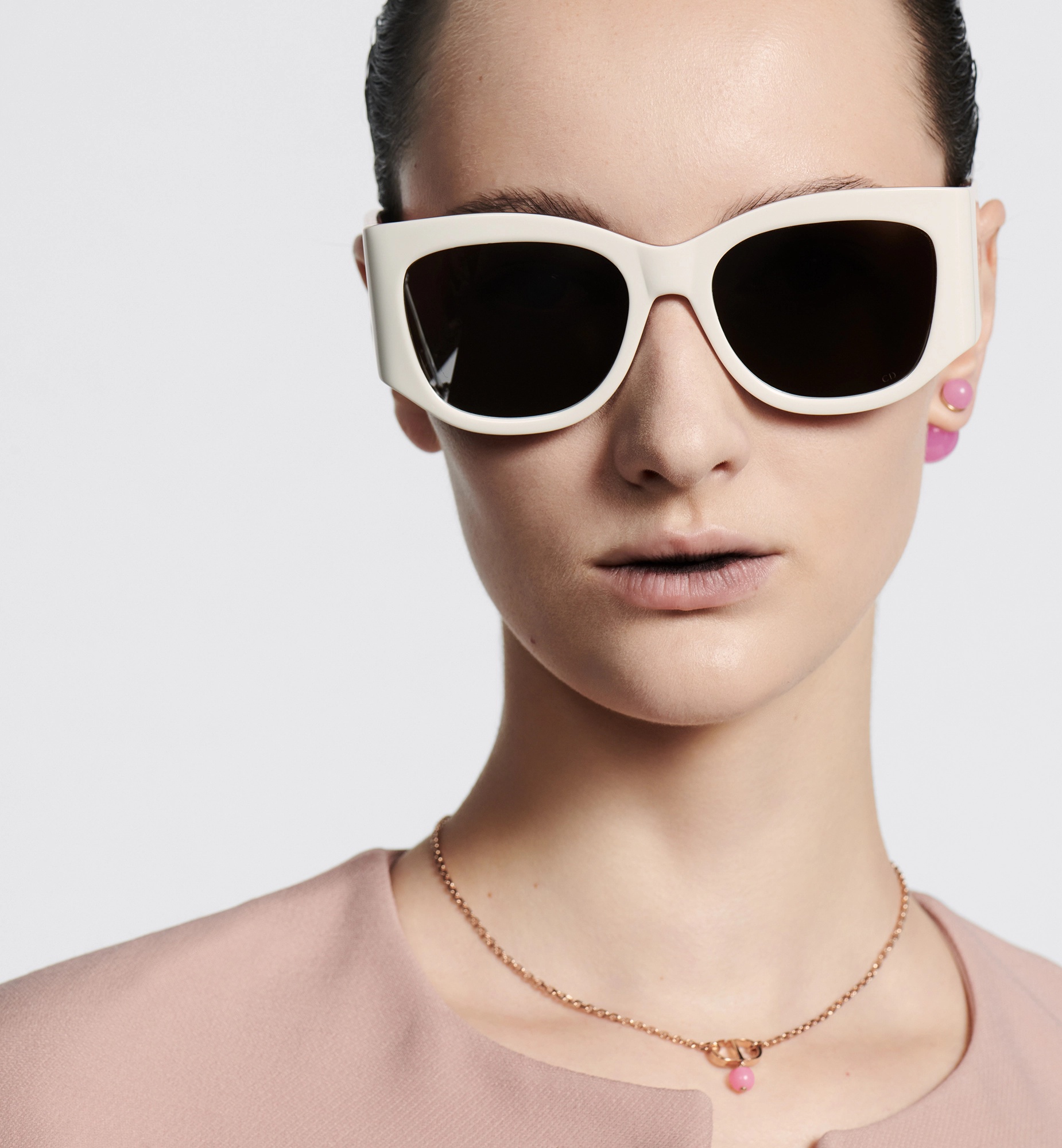 Dior Nuit S1i Box Sunglasses In White
