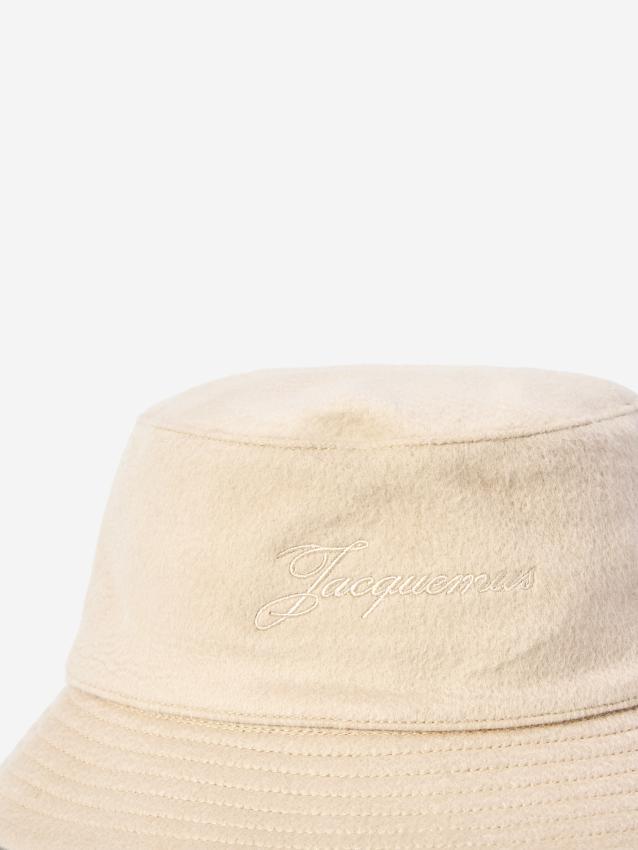 Jacquemus Le Bob Bucket Hat In Sand