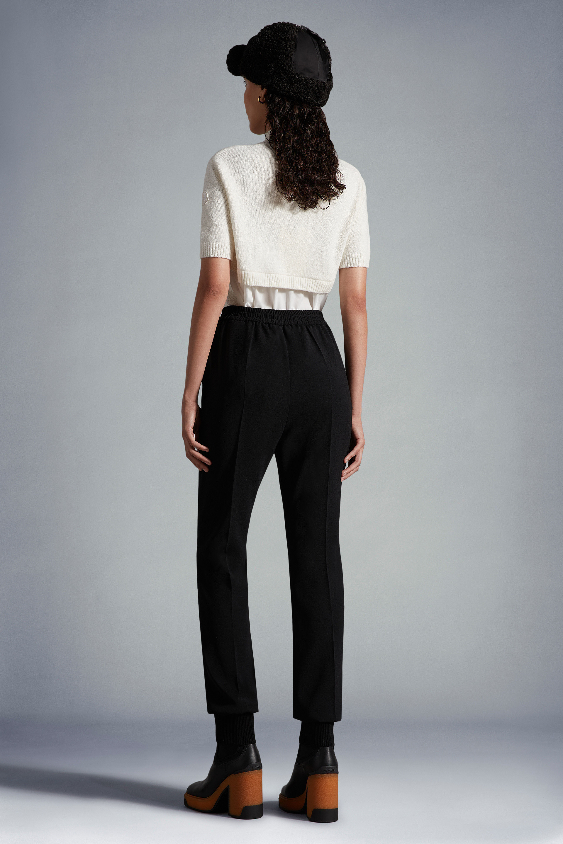 MONCLER CRÊPE TROUSERS 