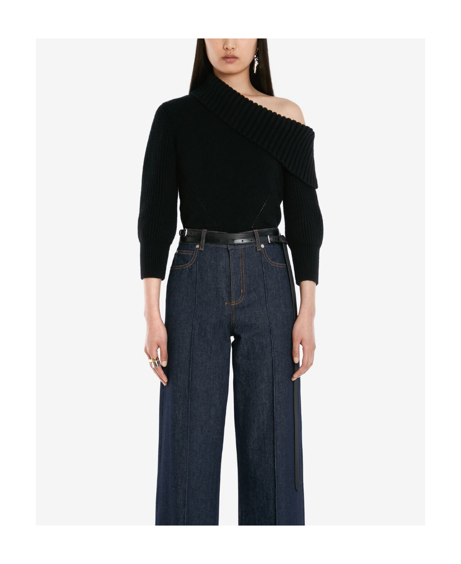 Alexander Mcqueen Cold-shoulder Asymmetric Knitted Top In Black