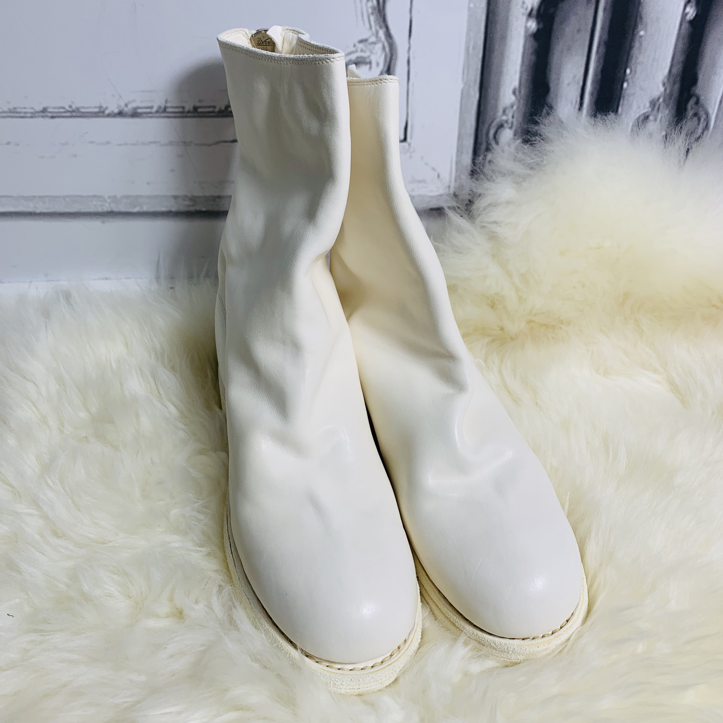 Guidi Zipper Boots Behind The Logo In White