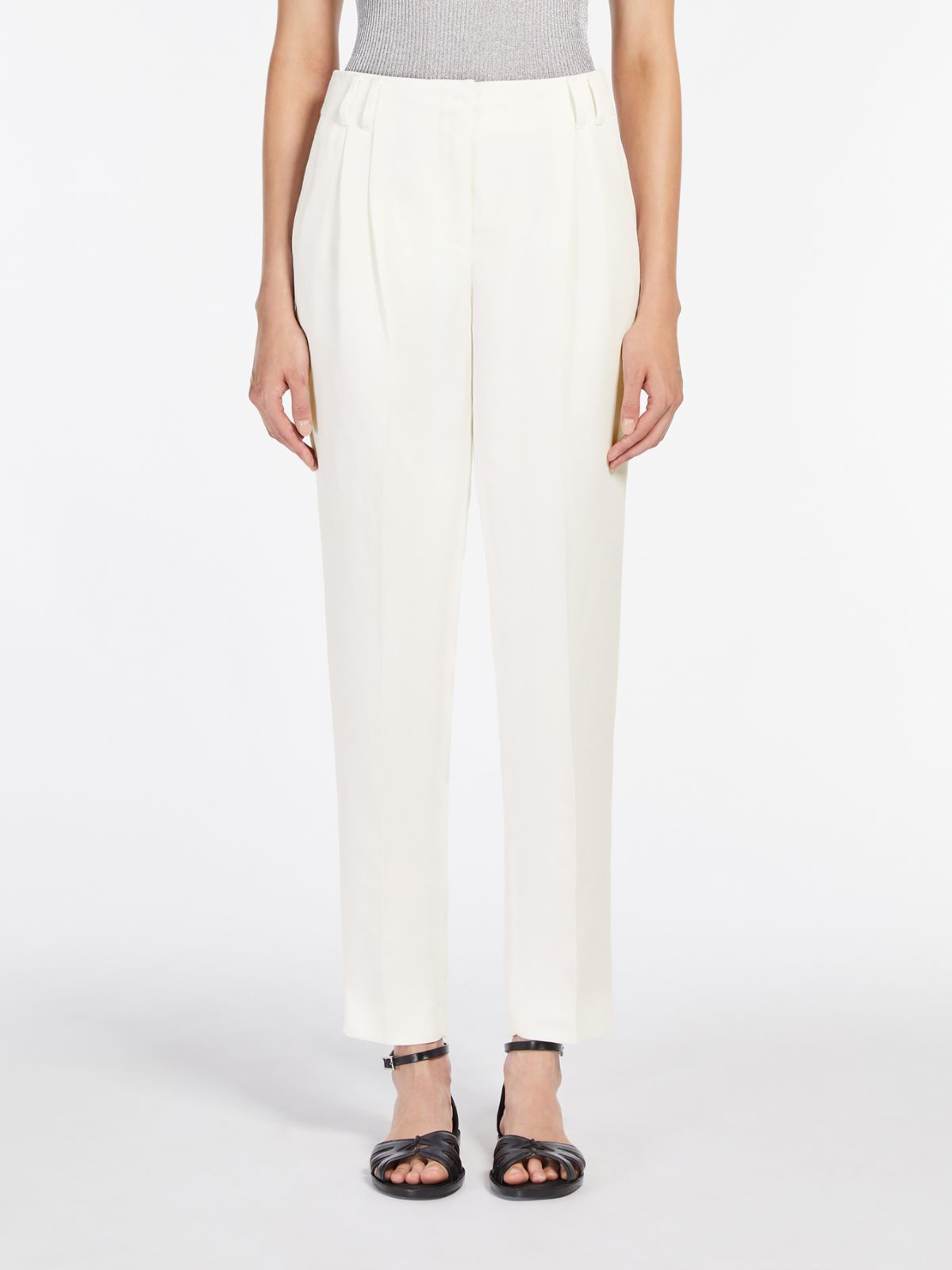 Max Mara Carrot Pants In White