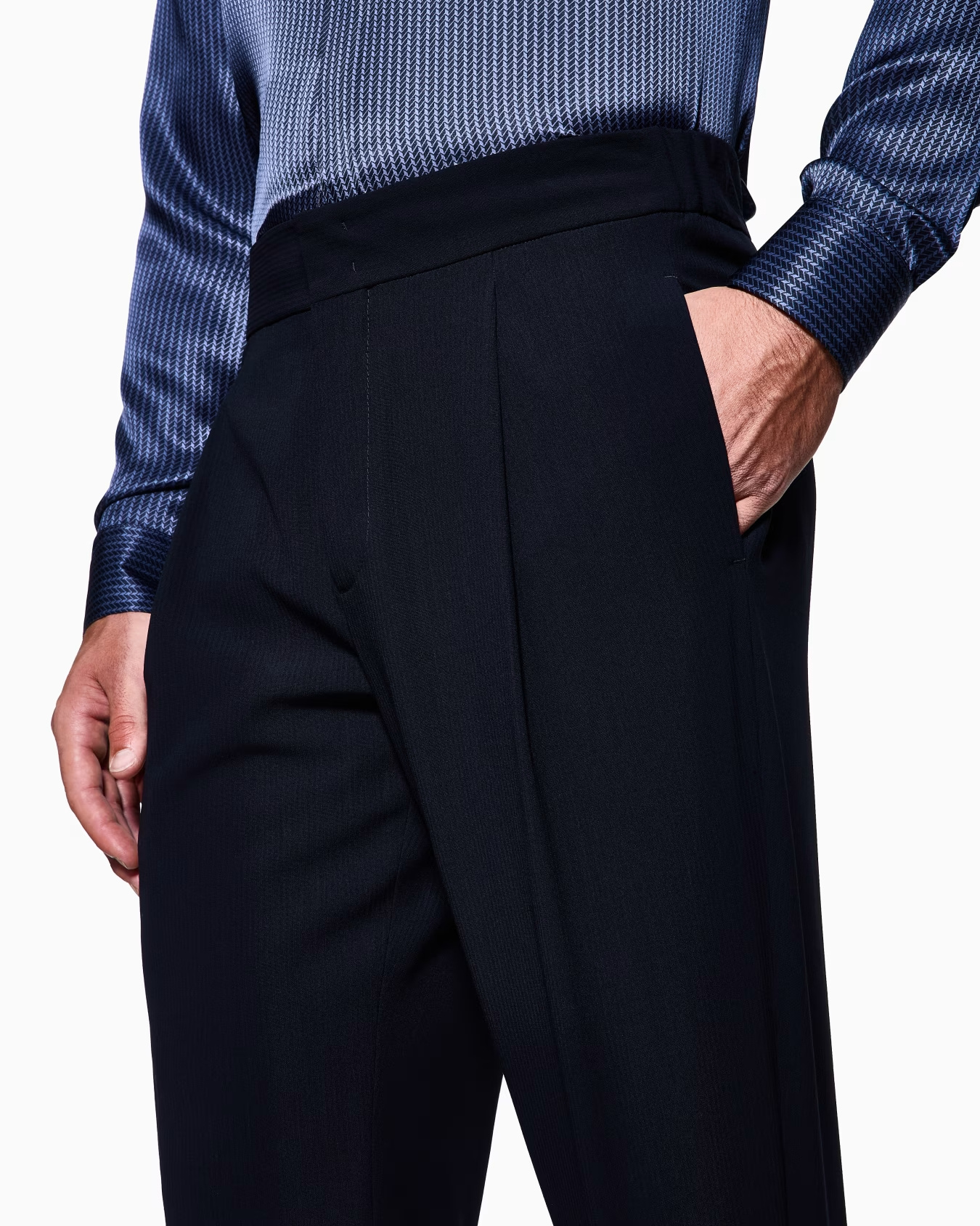 Giorgio Armani Single-dart, Wool-crêpe Trousers In Blue