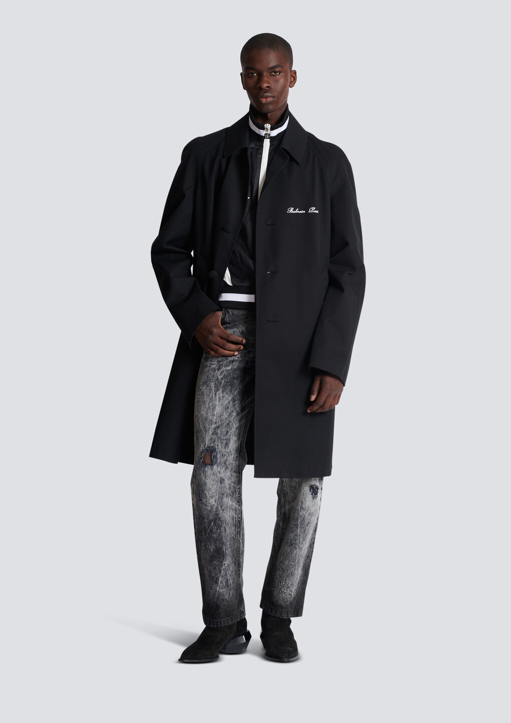 Balmain Logo-embroidered Single-breasted Coat In Black