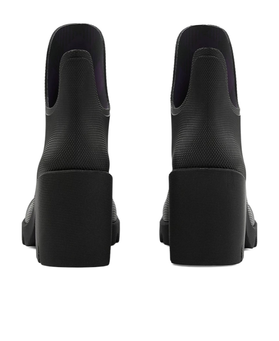 Burberry Marsh Rubber Ankle Rain Booties In Black