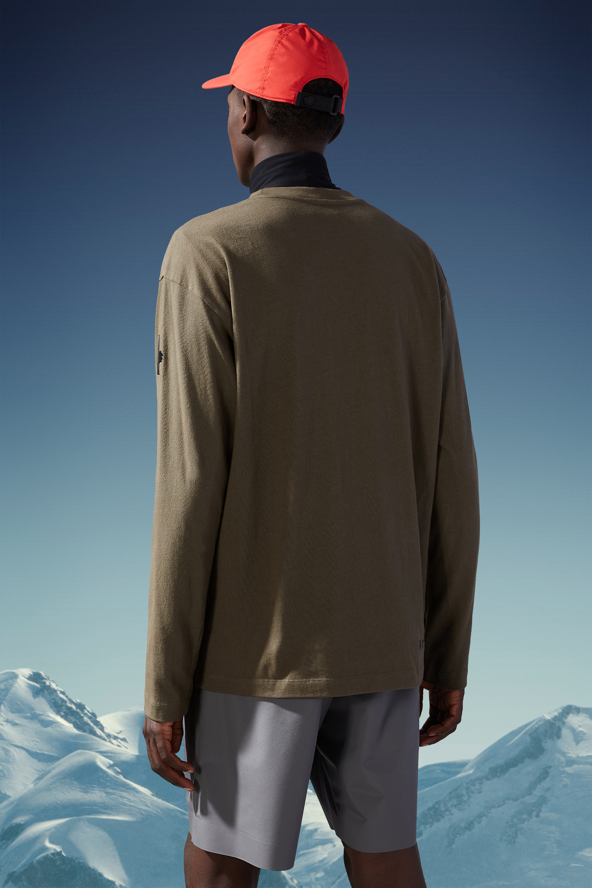 Moncler Long Sleeved T-shirt In Green