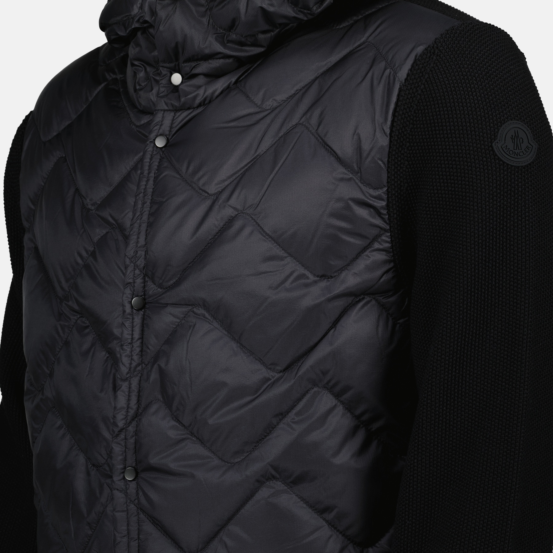 Moncler Long-sleeved Knitted Cardigan In Black