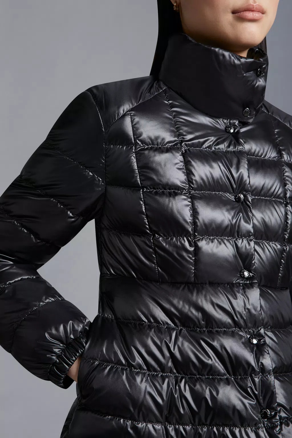 Moncler Aminia Short Down Jacket In Black
