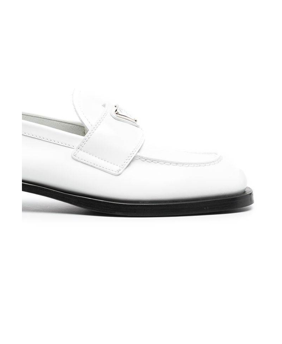 Prada Mocassini In Pelle Bianca  Donna In White