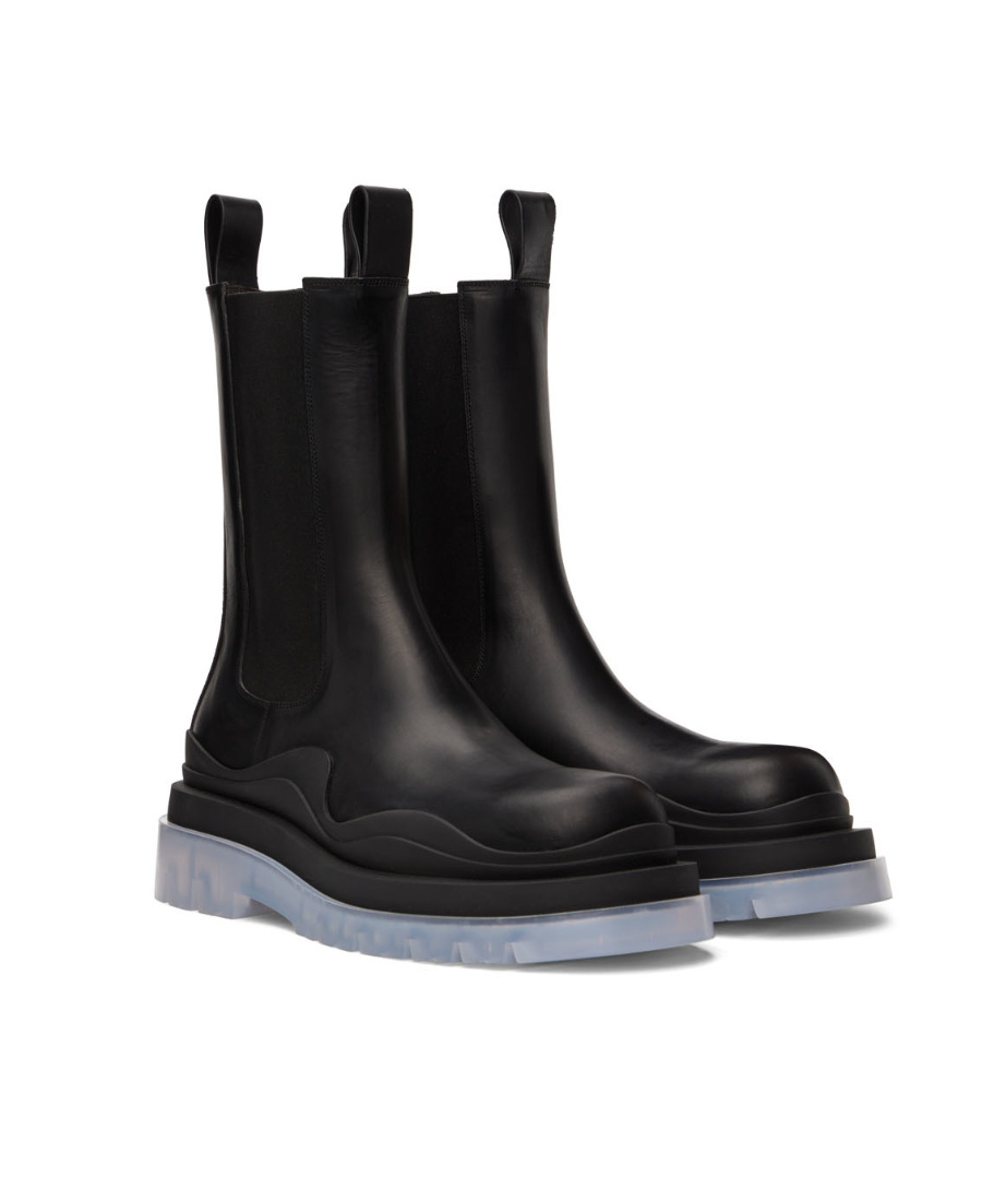 Bottega Veneta Contrast-sole Leather Tire Boots In Black