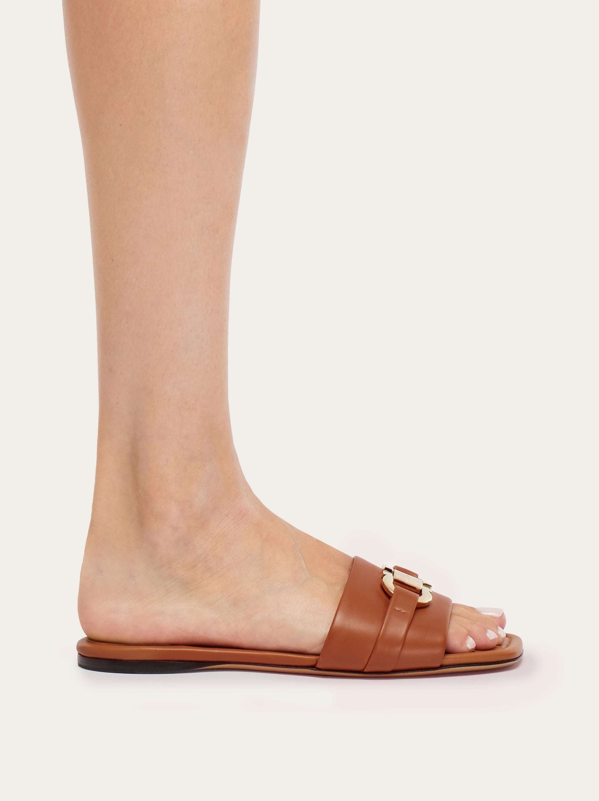 Ferragamo 'leah' Brown Slide Sandals In Brown
