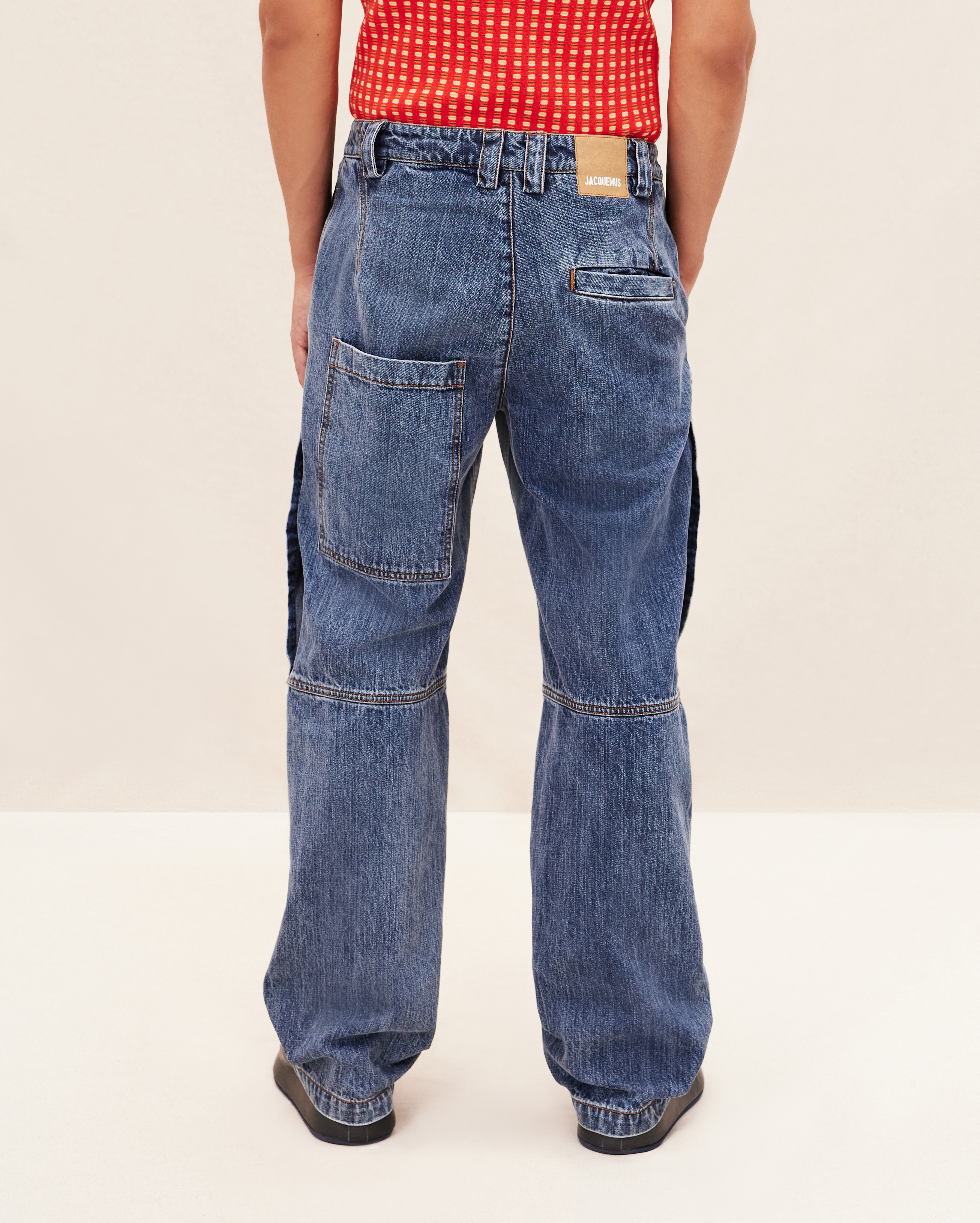 Jacquemus Le De Nimes Cargo Jeans In Blue