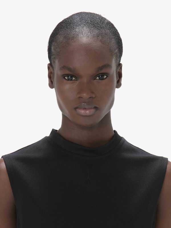 Jw Anderson Stretch Crew Neck Sleeveless Top In Black