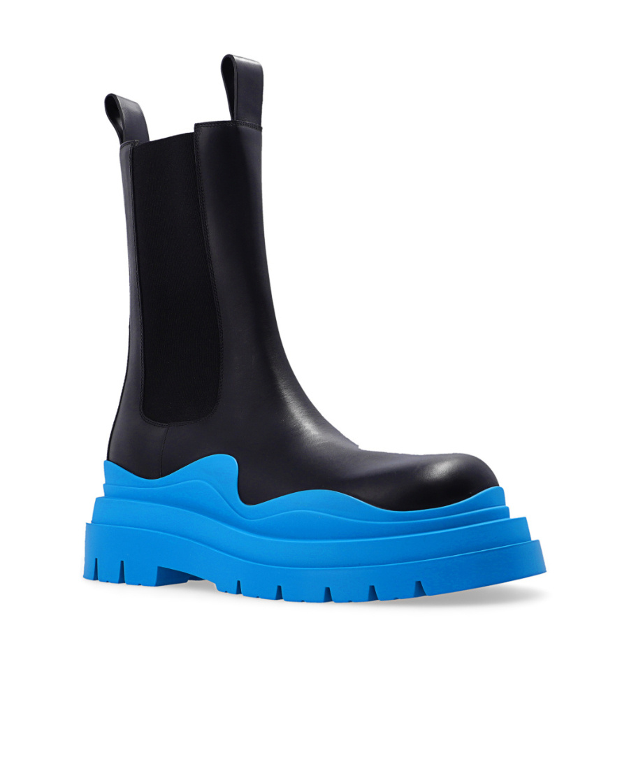 Bottega Veneta Tire Ridged-sole Boots In Black