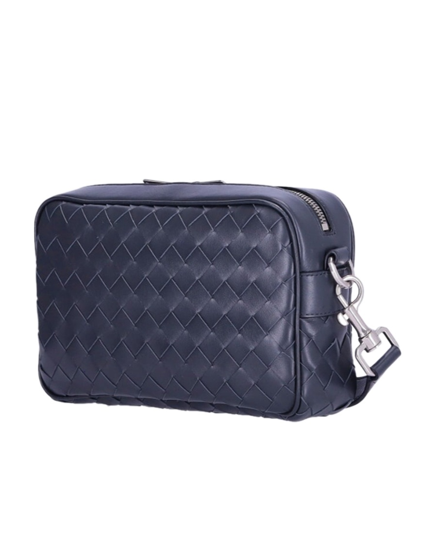 Bottega Veneta Medium Intrecciato Messenger Bag In Blue