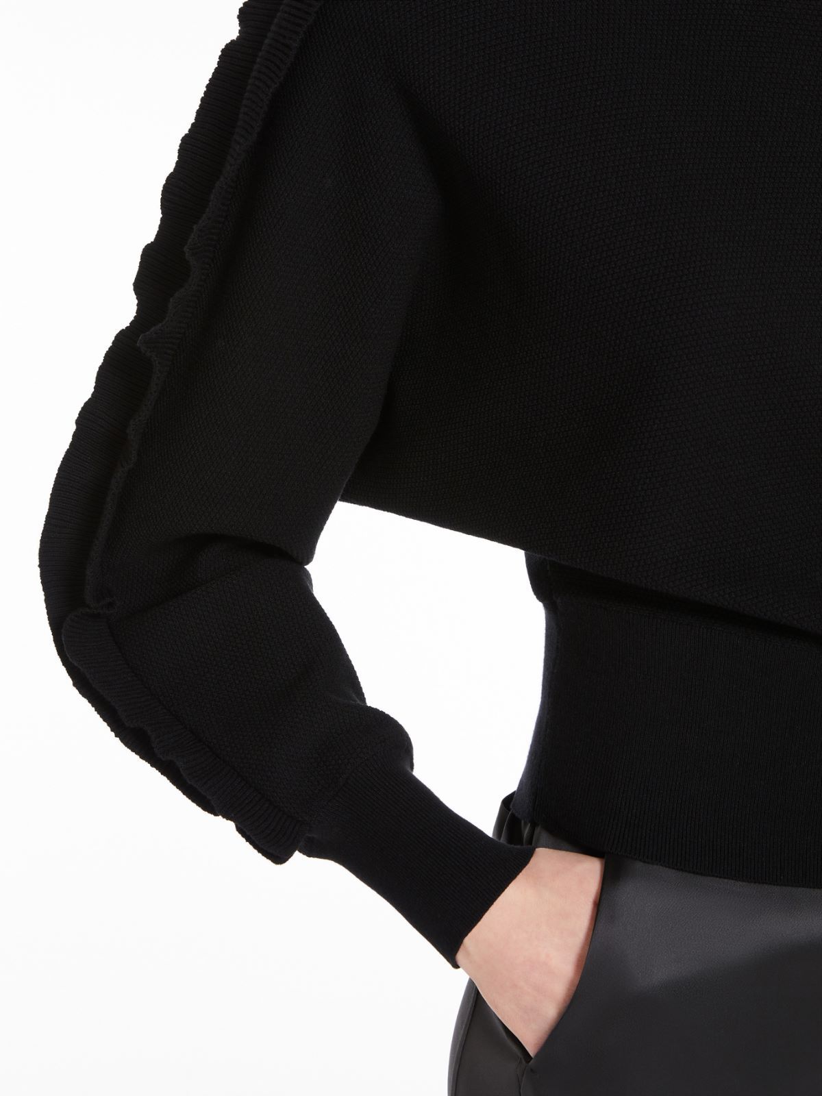 Max Mara One-shoulder Sweater In Black