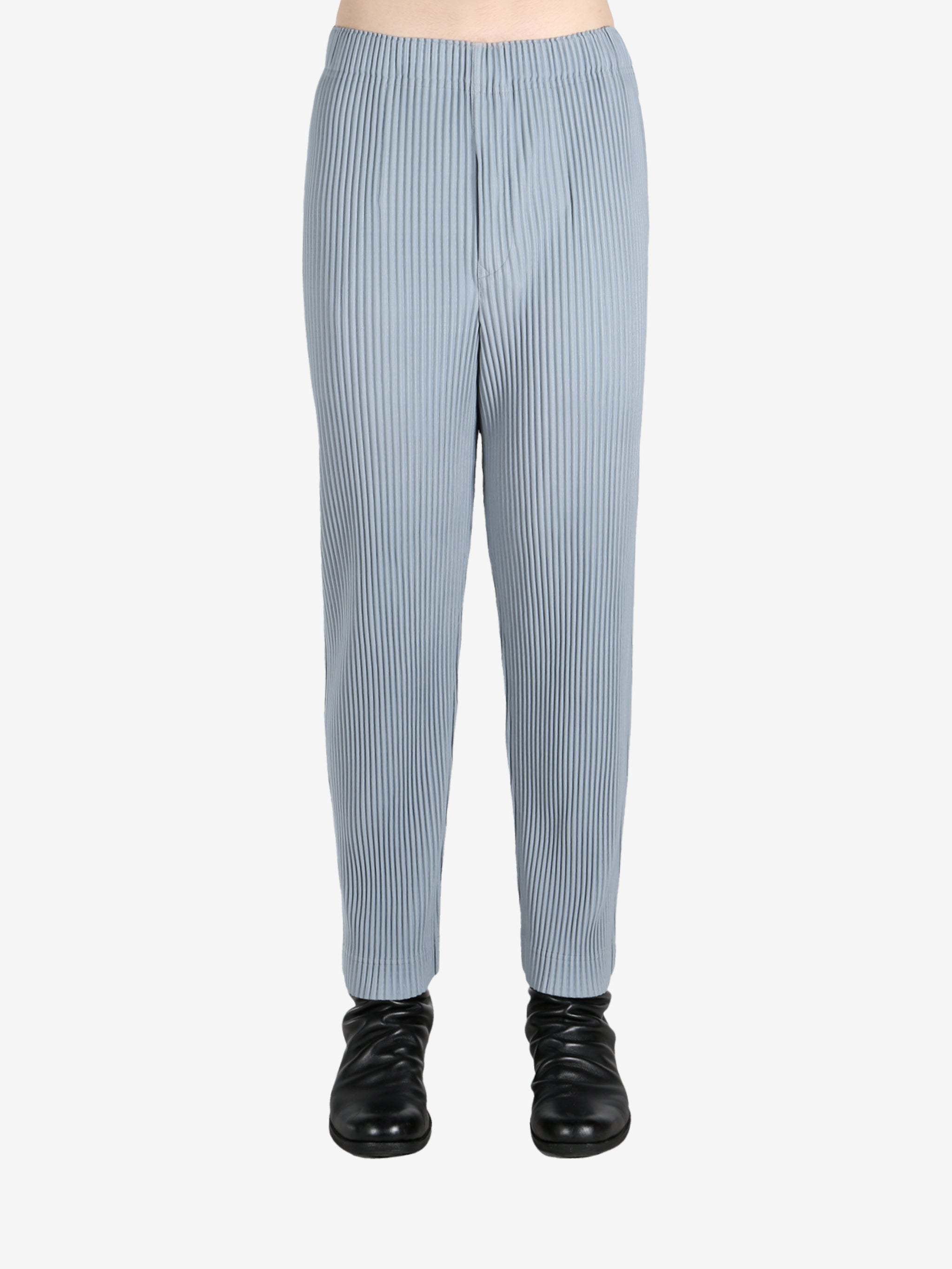 Issey Miyake Pleated Straight-leg Trousers In Green