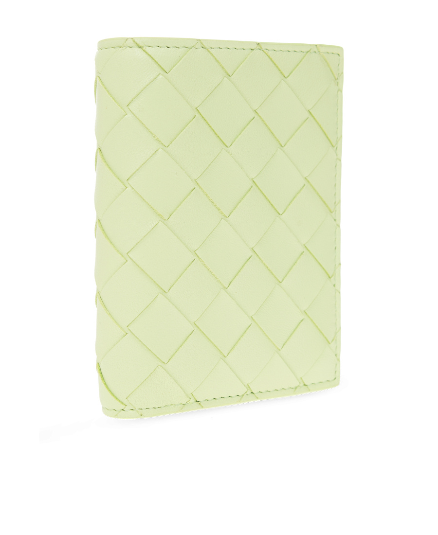 Bottega Veneta Intrecciato Leather Passport Case In Green
