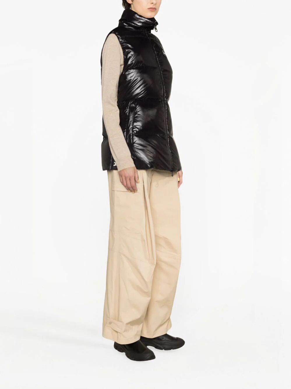 Duvetica Alloro Hooded Padded Gilet In Black