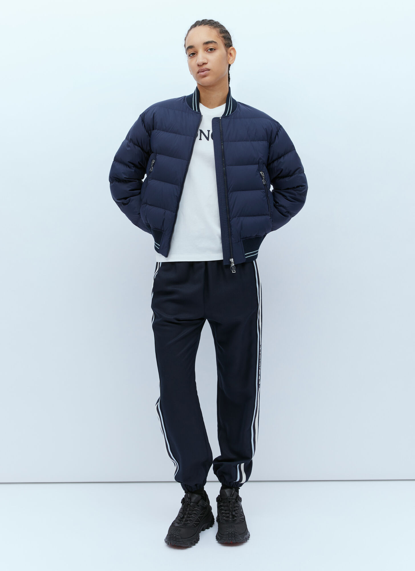Shop Moncler Logo Embroidered Straight Leg Sweatpants In Blue