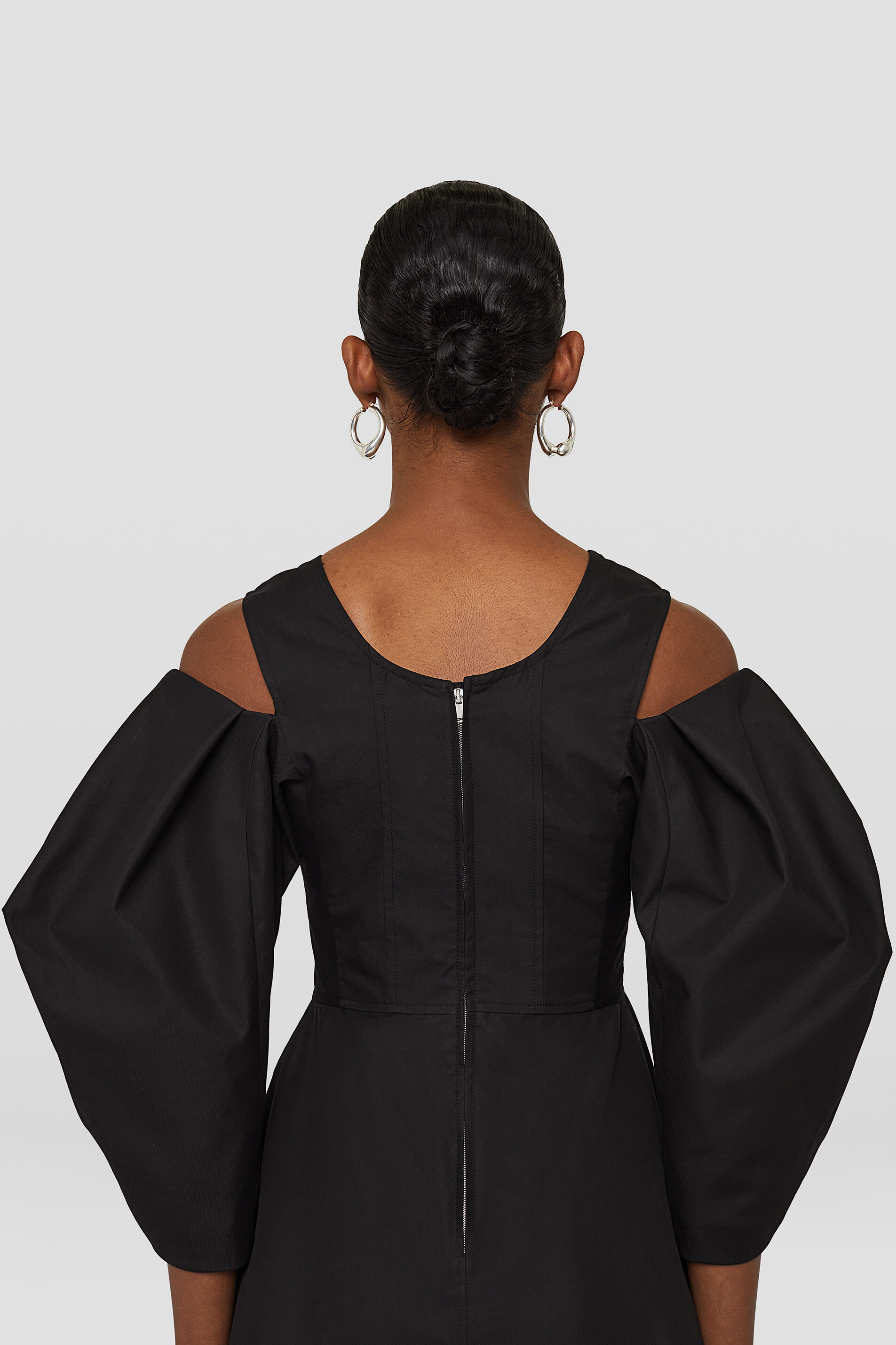 Jil Sander Gathered Cold-shoulder Top With Puff Sleeves In Black