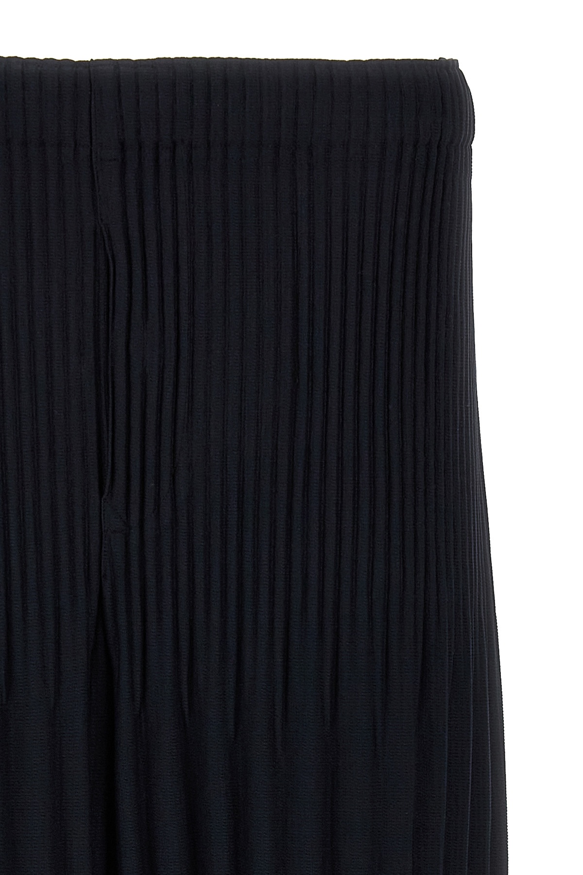 Issey Miyake Modern Silhouette Cropped Pleated Trousers In Black