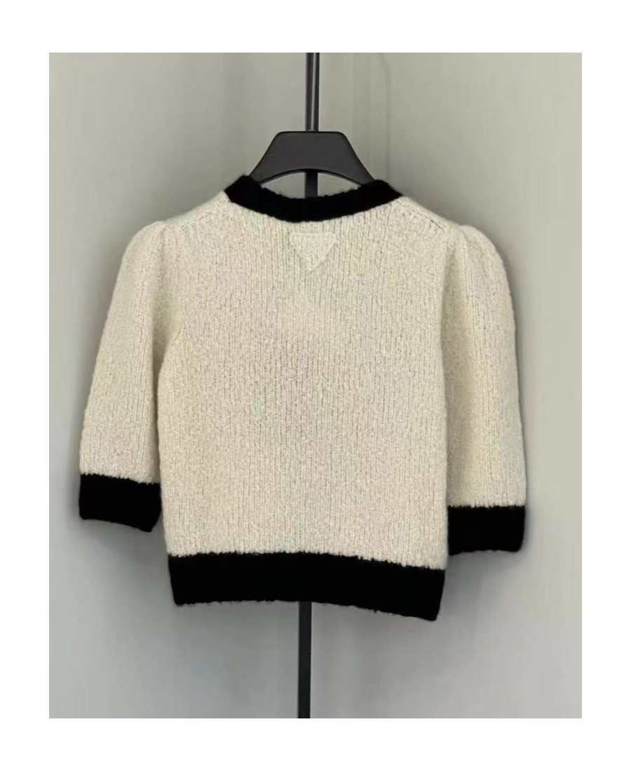 Prada Cashmere Round Neck Sweater In Nude