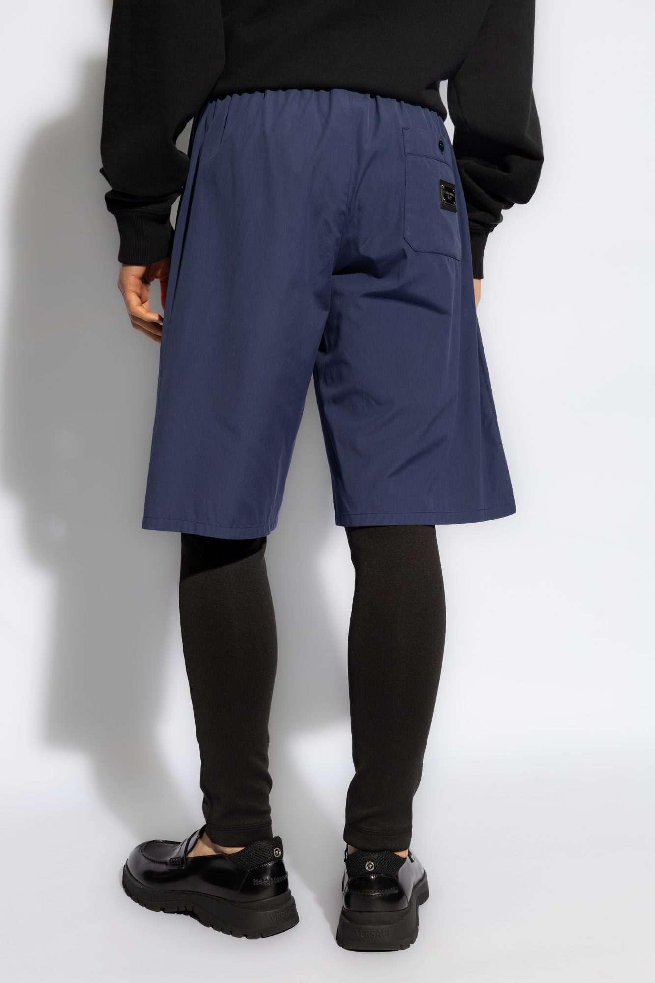 Dolce & Gabbana Dg Essentials Logo-plaque Shorts In Blue