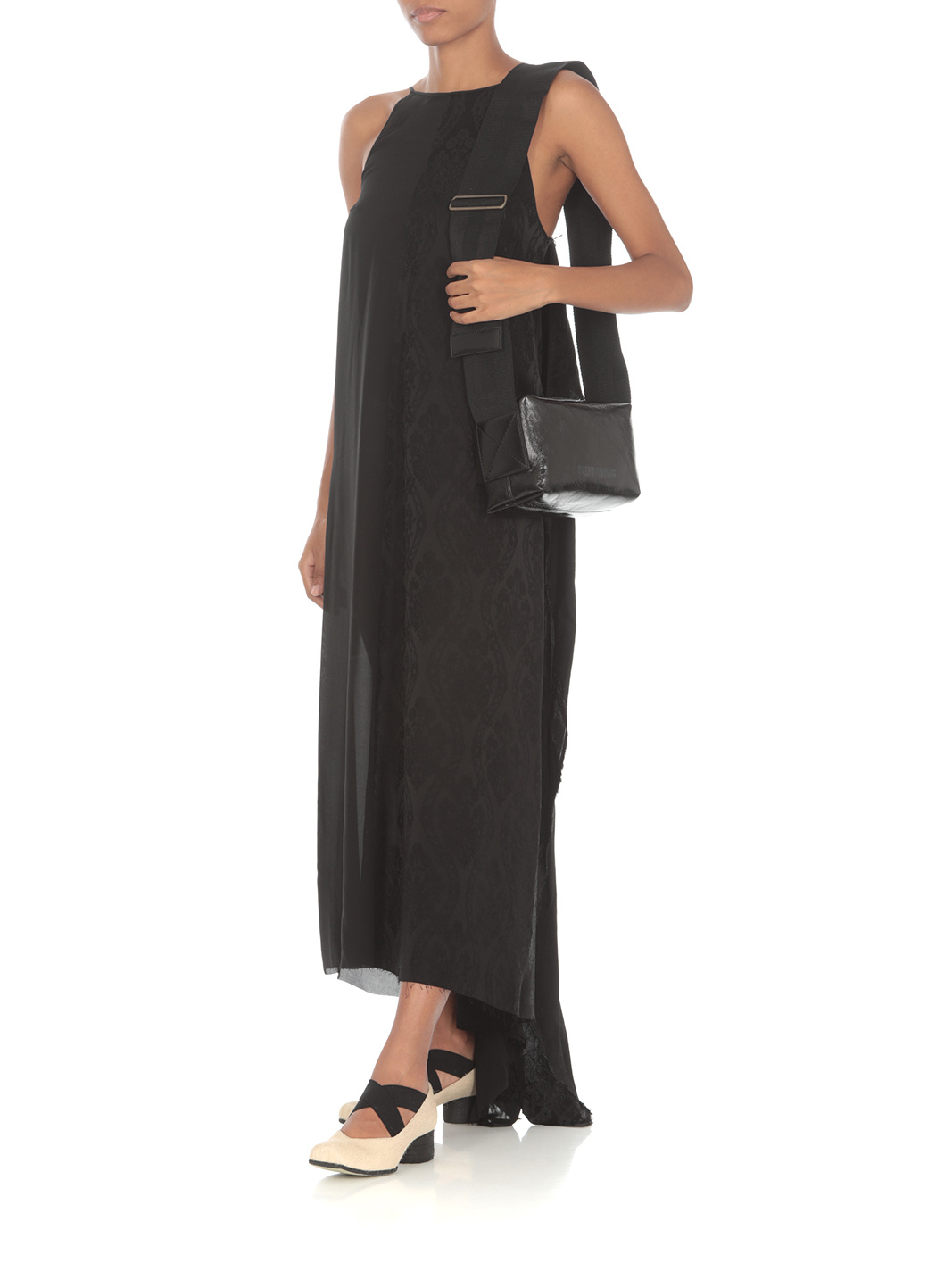 Uma Wang Square Shoulder Bag In Black