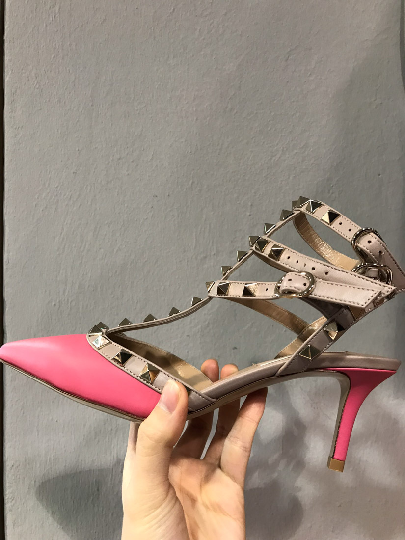 VALENTINO GARAVANI ROCKSTUD' HIGH HEELS