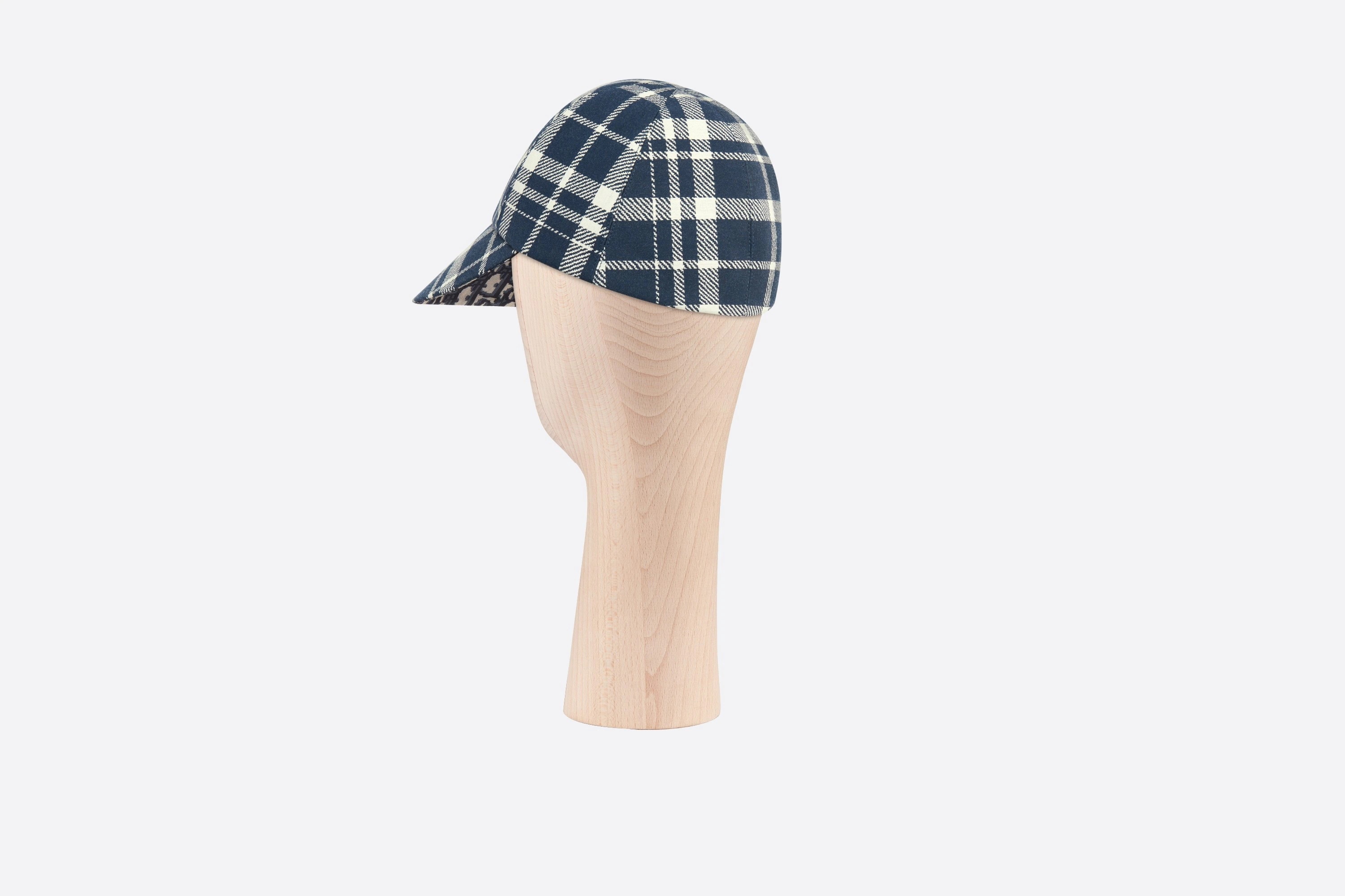 Dior Logo Hat In Blue