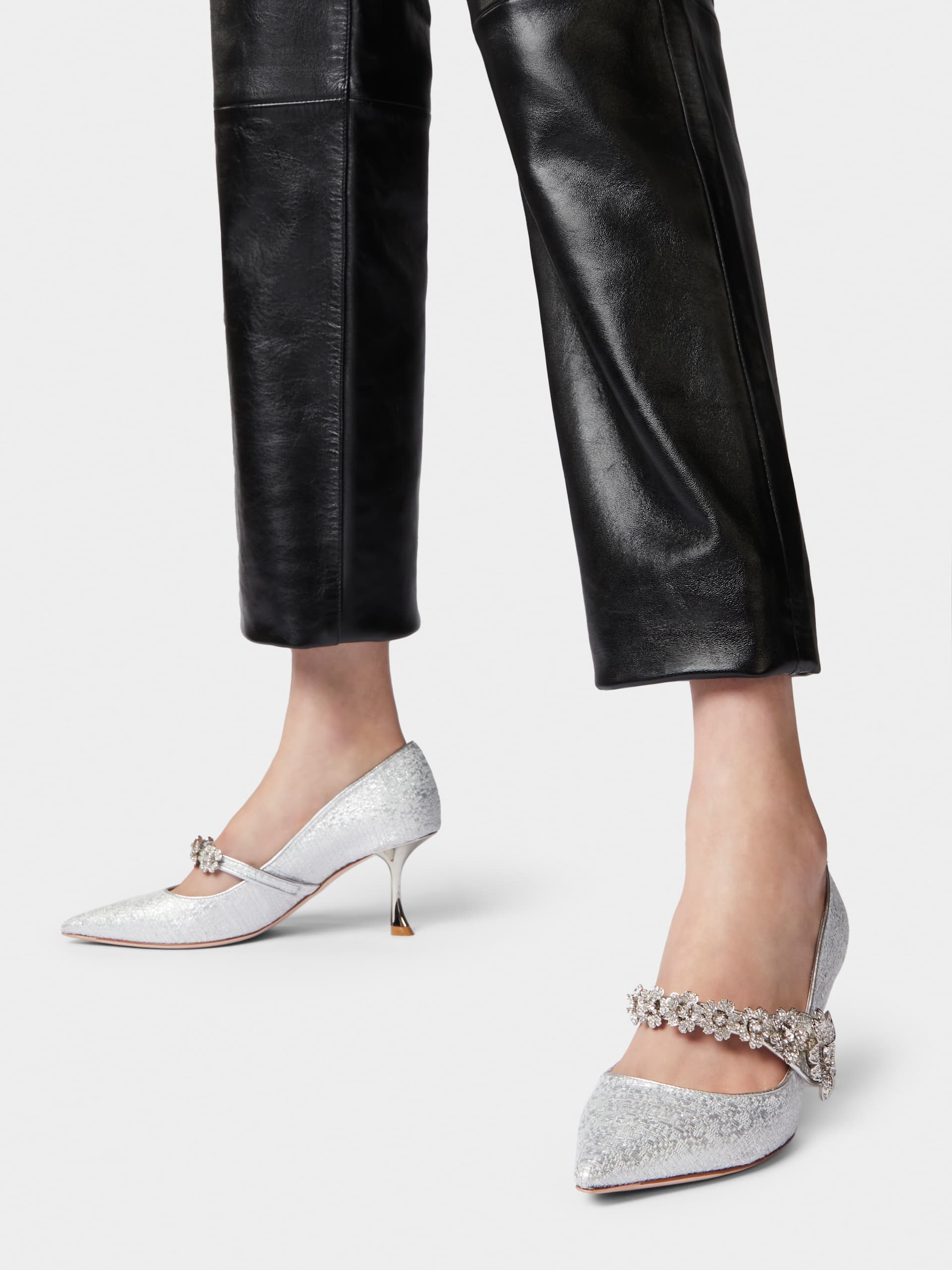 Roger Vivier Logo High Heels In White