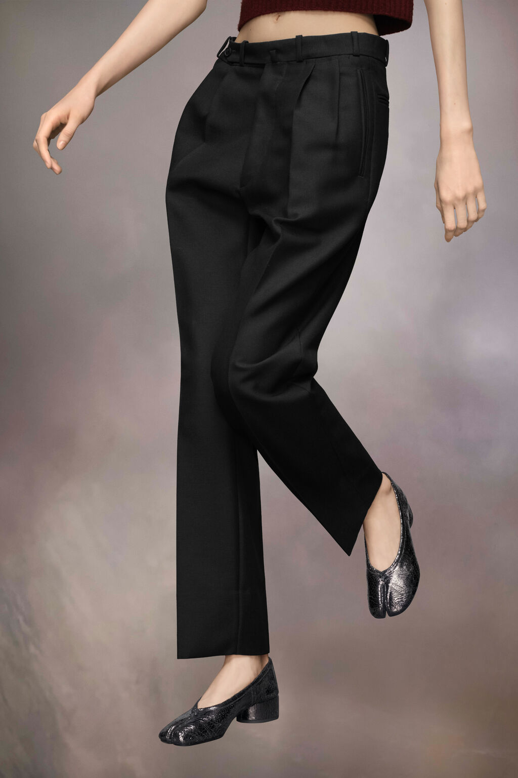 Maison Margiela Tabi Ballerina Split-toe Crinkled Glossed-leather Pumps In Grey