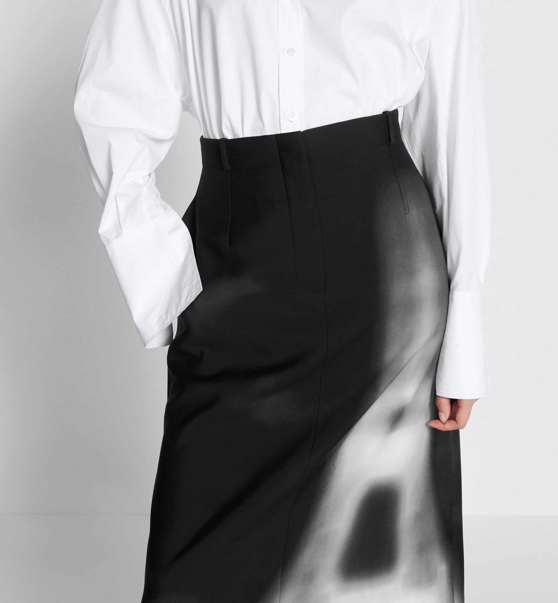 Dior Side Zipper Medium Length Skirt In Black