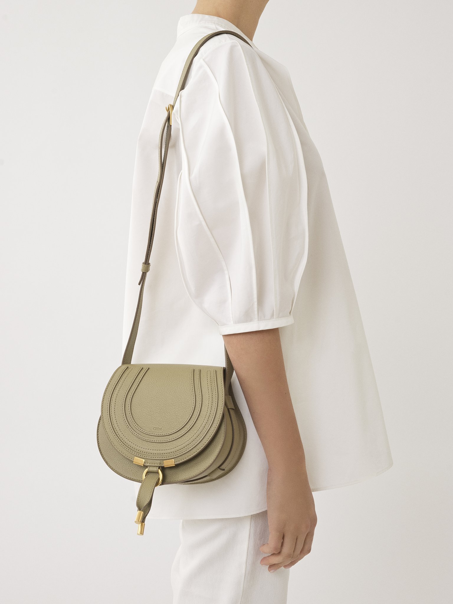 Chloé Small Marcie Leather Crossbody Bag In Brown