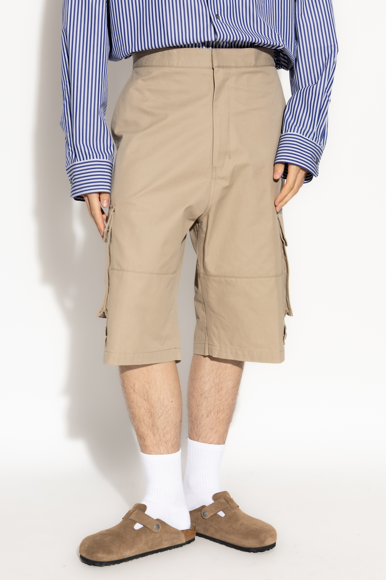 Ami Alexandre Mattiussi Ami Paris Cargo Short In Neutral