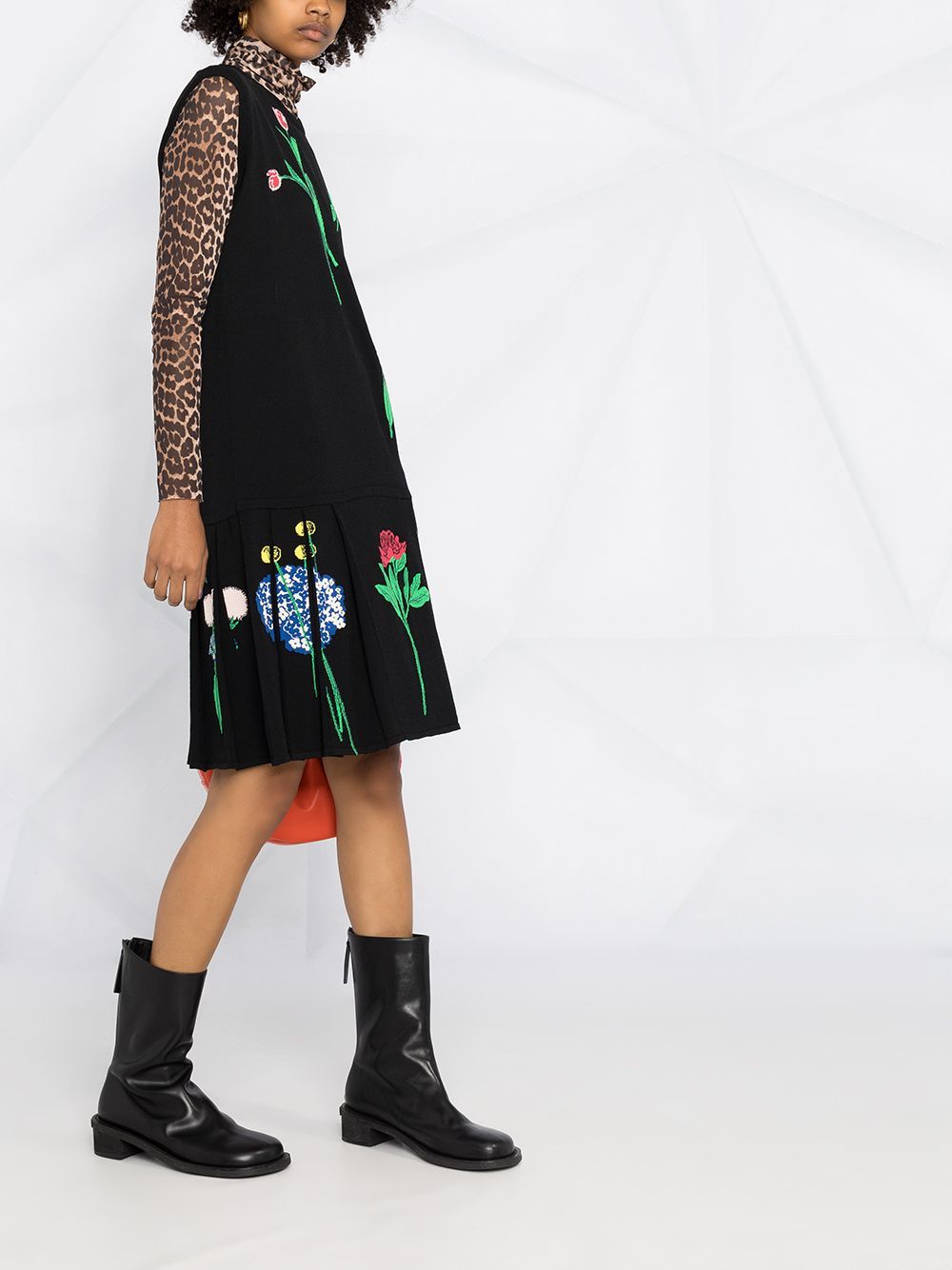 Moschino Inlaid Knitted Floral Dress In Black